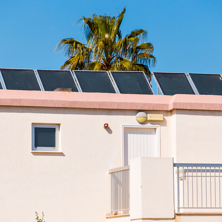 Instalación de placas solares en viviendas. Máximo ahorro