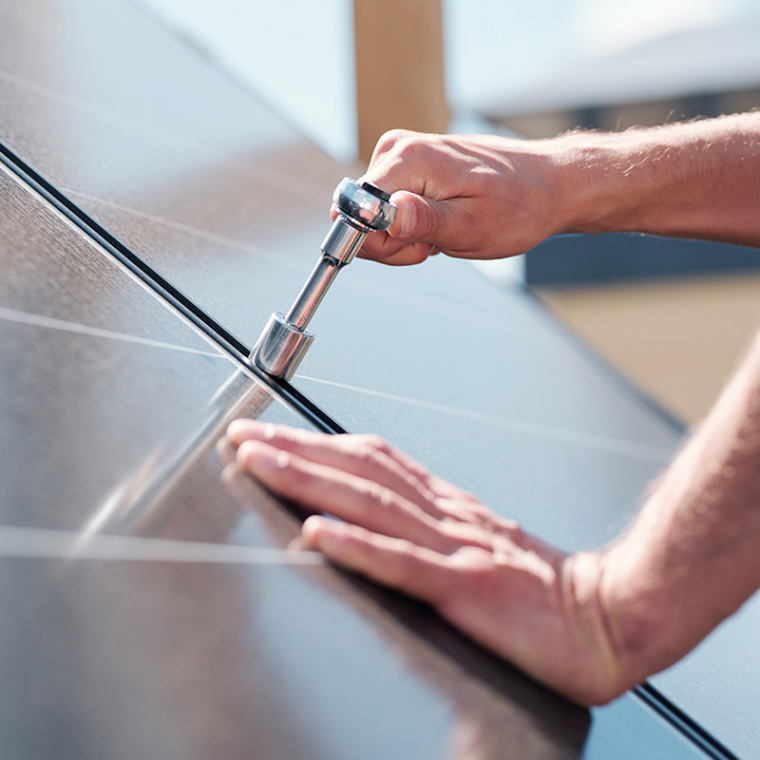 Instalación de placas solares por Azira